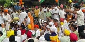 ’15 ਦਿਨਾਂ ‘ਚ ਹੋਵੇ ਬ੍ਰਿਜ ਭੂਸ਼ਣ ਦੀ ਗ੍ਰਿਫ਼ਤਾਰੀ’, ਜੰਤਰ-ਮੰਤਰ ਪਹੁੰਚੇ ਕਿਸਾਨਾਂ ਦਾ ਸਰਕਾਰ ਨੂੰ ਅਲਟੀਮੇਟਮ