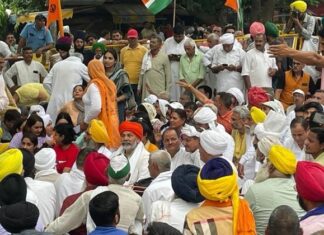 ’15 ਦਿਨਾਂ ‘ਚ ਹੋਵੇ ਬ੍ਰਿਜ ਭੂਸ਼ਣ ਦੀ ਗ੍ਰਿਫ਼ਤਾਰੀ’, ਜੰਤਰ-ਮੰਤਰ ਪਹੁੰਚੇ ਕਿਸਾਨਾਂ ਦਾ ਸਰਕਾਰ ਨੂੰ ਅਲਟੀਮੇਟਮ