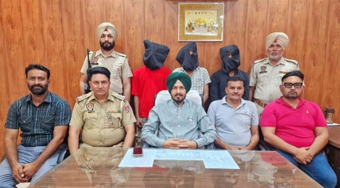 ਲੁਧਿਆਣਾ STF ਨੇ 8 ਕਰੋੜ ਦੀ ਹੈਰੋਇਨ ਸਮੇਤ 3 ਤਸਕਰ ਕੀਤੇ ਗ੍ਰਿਫਤਾਰ, ਕਈ ਕੇਸਾਂ ‘ਚ ਹਨ ਨਾਮਜ਼ਦ