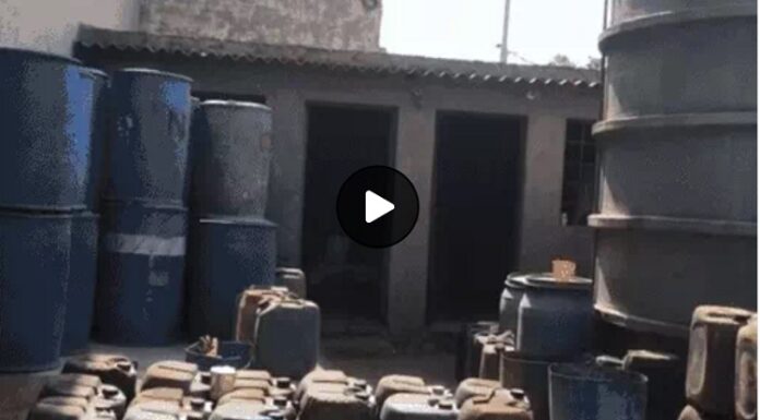 ਲੁਧਿਆਣਾ : ਖਾਲੀ ਪਲਾਟ ‘ਚੋਂ ਮਿਲਿਆ ਹਜ਼ਾਰਾਂ ਲੀਟਰ ਤੇਜ਼ਾਬ : ਗੈਸ ਲੀਕ ਹੋਣ ਤੋਂ ਬਾਅਦ ਹਰਕਤ ‘ਚ ਆਇਆ ਵਿਭਾਗ