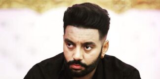 ਪੰਜਾਬੀ ਸਿੰਗਰ ਸਿੱਪੀ ਗਿੱਲ ਨੂੰ ਜਾਨੋਂ ਮਾਰਨ ਦੀ ਧਮਕੀ!, ਕਾਲੇ ਸ਼ੀਸ਼ਿਆਂ ਵਾਲੀ ਗੱਡੀ ‘ਚ ਘੁੰਮਦਾ ਦਿਸਿਆ