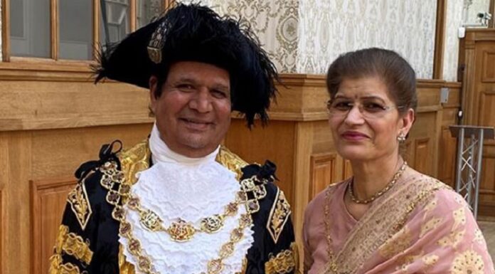 ਮਾਣ ਵਾਲੀ ਗੱਲ : ਹੁਸ਼ਿਆਰਪੁਰ ਦੇ ਚਮਨ ਲਾਲ ਬਰਮਿੰਘਮ ਦੇ ਪਹਿਲੇ ਬ੍ਰਿਟਿਸ਼-ਭਾਰਤੀ ਲਾਰਡ ਮੇਅਰ ਬਣੇ