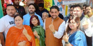 ਜਲੰਧਰ ਜ਼ਿਮਨੀ ਚੋਣ : ‘ਆਪ’ ਵਿਧਾਇਕ ਸ਼ੀਤਲ ਅੰਗੁਰਾਲ ਨੇ ਪਾਈ ਵੋਟ