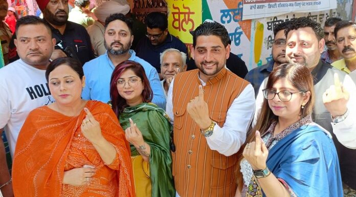 ਜਲੰਧਰ ਜ਼ਿਮਨੀ ਚੋਣ : ‘ਆਪ’ ਵਿਧਾਇਕ ਸ਼ੀਤਲ ਅੰਗੁਰਾਲ ਨੇ ਪਾਈ ਵੋਟ