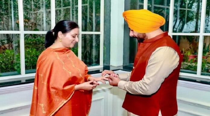 ‘ਆਪ’ ਆਗੂ ਰਮਣੀਕ ਸਿੰਘ ਦੀ IT ਕੰਪਨੀ ਦੀ ਮਾਲਕ ਮਨਦੀਪ ਕੌਰ ਟਾਂਗਰਾ ਨਾਲ ਹੋਈ ਮੰਗਣੀ