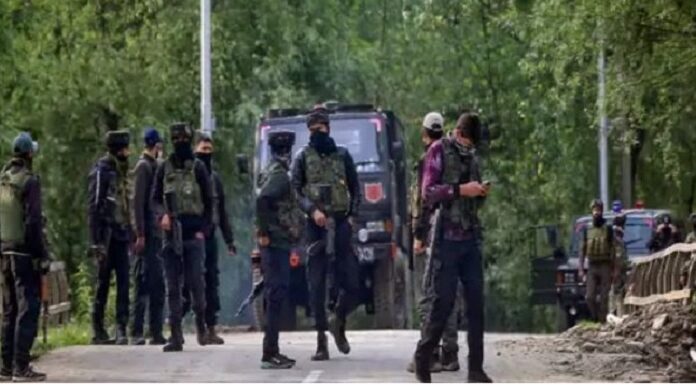 ਜੰਮੂ-ਕਸ਼ਮੀਰ ‘ਚ ਅੱਤਵਾਦੀਆਂ ਨਾਲ ਮੁਕਾਬਲੇ ਦੌਰਾਨ 2 ਜਵਾਨ ਸ਼ਹੀਦ