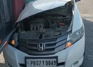 ਲੁਧਿਆਣਾ ‘ਚ ਵੱਡਾ ਹਾਦਸਾ, ਸੜਕ ਕਿਨਾਰੇ ਖੜ੍ਹੇ ਟਰੱਕ ‘ਚ ਵੱਜੇ 3 ਵਾਹਨ, 15 ਲੋਕ ਜ਼ਖ਼ਮੀ