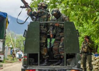 ਬ੍ਰੇਕਿੰਗ : ਪਠਾਨਕੋਟ ‘ਚ ਦਿਸੇ 3 ਸ਼ੱਕੀ ਵਿਅਕਤੀ, ਫੌਜ ਨੇ ਛਾਉਣੀ ਦੇ ਸਾਰੇ ਸਕੂਲ ਕਰਵਾਏ ਬੰਦ