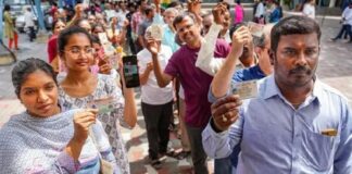 ਕਰਨਾਟਕ ਵਿਧਾਨ ਸਭਾ ਚੋਣਾਂ ਲਈ ਵੋਟਿੰਗ ਜਾਰੀ, ਸੁਰੱਖਿਆ ਦੇ ਸਖਤ ਪ੍ਰਬੰਧ