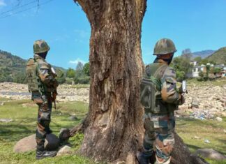 ਰਾਜੌਰੀ ‘ਚ 5 ਜਵਾਨ ਸ਼ਹੀਦ, ਸਵੇਰ ਤੋਂ ਮੁਠਭੇੜ ਜਾਰੀ, ਅੱਤਵਾਦੀਆਂ ਨੂੰ ਫੌਜ ਨੇ ਪਾਇਆ ਘੇਰਾ