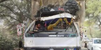 ਅਬੋਹਰ ‘ਚ ਕੈਂਟਰ ‘ਤੇ ਡਿੱਗਿਆ ਦਰੱਖਤ, ਡਰਾਈਵਰ ਹੋਇਆ ਗੰਭੀਰ ਜ਼ਖਮੀ