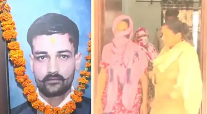 ਹੁਸ਼ਿਆਰਪੁਰ ‘ਚ ਹਨੀਟ੍ਰੈਪ ਗਿਰੋਹ ਦਾ ਪਰਦਾਫਾਸ਼ : ਗਿਰੋਹ ਦੀ ਬਲੈਕਮੇਲਿੰਗ ਤੋਂ ਪ੍ਰੇਸ਼ਾਨ ਕਾਰੋਬੀਰੀ ਨੇ ਦਿੱਤੀ ਸੀ ਜਾਨ, ਪੜ੍ਹੋ ਪੂਰੀ ਖਬਰ