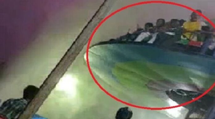 ਅਬੋਹਰ : ਪ੍ਰੈਸ਼ਰ ਪਾਈਪ ਫਟਣ ਨਾਲ 30 ਫੁੱਟ ਉਪਰੋਂ ਡਿਗਿਆ ਪੰਗੂੜਾ, ਮਸਾਂ ਬਚੇ ਦਰਜਨਾਂ ਬੱਚੇ ਤੇ ਔਰਤਾਂ