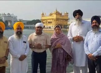 ਹਰਿਮੰਦਰ ਸਾਹਿਬ ਨਤਮਸਤਕ ਹੋਏ Indian Military Chief : ਭਾਰਤੀ ਫੌਜ ਦੀ ਸਿਹਤਯਾਬੀ ਦੀ ਕੀਤੀ ਅਰਦਾਸ