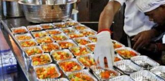 ਖੁਸ਼ੀ ਦੀ ਗੱਲ : ਹੁਣ ਟਰੇਨਾਂ ‘ਚ ਮਿਲੇਗਾ ‘ਜਨਤਾ ਖਾਣਾ’; ਪੂੜੀ-ਸਬਜ਼ੀ ਤੇ ਅਚਾਰ ਦੇ ਬੰਦ ਪੈਕੇਟ ਦੀ ਕੀਮਤ 15 ਰੁਪਏ