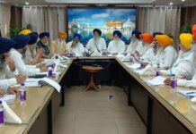 ਸ੍ਰੀ ਦਰਬਾਰ ਸਾਹਿਬ ਤੇ ਇਤਿਹਾਸਕ ਗੁਰਦੁਆਰਿਆਂ ‘ਚ ਰੁਮਾਲਾ ਸਾਹਿਬ ਭੇਂਟ ਕਰਨ ਵਾਲੀ ਸੰਗਤ ਲਈ ਅਹਿਮ ਖਬਰ ! SGPC ਨੇ ਲਿਆ ਵੱਡਾ ਫੈਸਲਾ