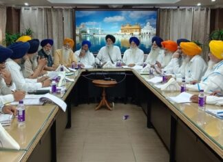 ਸ੍ਰੀ ਦਰਬਾਰ ਸਾਹਿਬ ਤੇ ਇਤਿਹਾਸਕ ਗੁਰਦੁਆਰਿਆਂ ‘ਚ ਰੁਮਾਲਾ ਸਾਹਿਬ ਭੇਂਟ ਕਰਨ ਵਾਲੀ ਸੰਗਤ ਲਈ ਅਹਿਮ ਖਬਰ ! SGPC ਨੇ ਲਿਆ ਵੱਡਾ ਫੈਸਲਾ