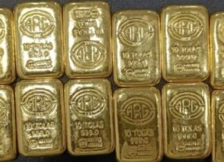 UP ਹਵਾਈ ਅੱਡੇ ਦੇ ਟਾਇਲਟ ‘ਚੋਂ ਮਿਲਿਆ 1 ਕਰੋੜ ਦਾ ਸੋਨਾ, ਪੈਕੇਟ ‘ਚ ਪਾ ਕੇ ਰੱਖੇ ਸਨ 16 ਬਿਸਕੁਟ