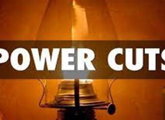 ਪਠਾਨਕੋਟ : ਬਿਜਲੀ ਕੱਟਾਂ ਤੋਂ ਔਖੇ ਲੋਕਾਂ ਨੇ ਜੇਈ ‘ਤੇ ਕੱਢ ਦਿੱਤੀ ਭੜਾਸ, ਕੀਤਾ ਗੰਭੀਰ ਜ਼ਖਮੀ