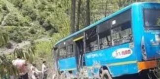 ਹਿਮਾਚਲ ਦੇ ਰੋਹੜੂ ‘ਚ ਬੱਸ ਦੀ ਹੋਈ ਬ੍ਰੇਕ ਫੇਲ, 56 ਸਵਾਰੀਆਂ ਜ਼ਖ਼ਮੀ, 20 ਗੰਭੀਰ