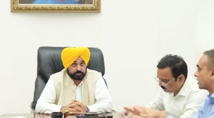 ਬ੍ਰੇਕਿੰਗ : CM ਮਾਨ ਦਾ ਵੱਡਾ ਐਲਾਨ – ਐਜੂਕੇਸ਼ਨ ਪ੍ਰੋਵਾਈਡਰਾਂ ਦੀ ਤਨਖਾਹ 9500 ਤੋਂ ਕੀਤੀ 20 ਹਜ਼ਾਰ