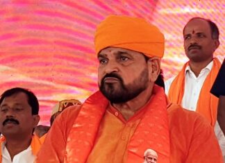 ਪਹਿਲਵਾਨਾਂ ਨਾਲ ਵਿਵਾਦ ਪਿੱਛੋਂ ਬ੍ਰਿਜ ਭੂਸ਼ਣ ਨੇ ਦਿੱਤਾ ਇਕ ਹੋਰ ਵਿਵਾਦਤ ਬਿਆਨ, ਕਿਹਾ- ਜ਼ਿਆਦਾਤਰ ਮੁਸਲਮਾਨਾਂ ਦੇ ਪੁਰਖੇ ਹਿੰਦੂ