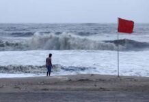 Cyclone Biparjoy : 8 ਰਾਜਾਂ ‘ਚ Red Alert; ਤੱਟੀ ਇਲਾਕਿਆਂ ‘ਚੋਂ ਖਾਲੀ ਕਰਵਾਏ ਘਰ, ਪੰਜਾਬ ‘ਚ ਵੀ ਤੇਜ਼ ਮੀਂਹ-ਝੱਖੜ ਦੀ ਚੇਤਾਵਨੀ