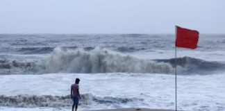 Cyclone Biparjoy : 8 ਰਾਜਾਂ ‘ਚ Red Alert; ਤੱਟੀ ਇਲਾਕਿਆਂ ‘ਚੋਂ ਖਾਲੀ ਕਰਵਾਏ ਘਰ, ਪੰਜਾਬ ‘ਚ ਵੀ ਤੇਜ਼ ਮੀਂਹ-ਝੱਖੜ ਦੀ ਚੇਤਾਵਨੀ