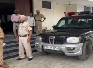 ਫਾਜ਼ਿਲਕਾ : ਛਾਪਾ ਮਾਰਨ ਗਈ ਸਟੇਟ ਆਪ੍ਰੇਸ਼ਨ ਸੈੱਲ ਟੀਮ ‘ਤੇ ਹਮਲਾ, ਹਥਿਆਰ ਖੋਹ ਕੇ ਕੁੱਟੇ ਪੁਲਿਸ ਮੁਲਾਜ਼ਮ