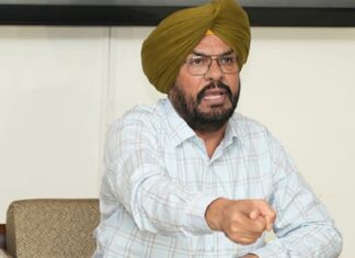 ਫਰਜ਼ੀ ਟਰੈਵਲ ਇਮੀਗ੍ਰੇਸ਼ਨ ਏਜੰਸੀਆਂ ਹੋਣਗੀਆਂ ਬੰਦ  : ਵਿਦਿਆਰਥੀਆਂ ਦੇ ਡਿਪੋਰਟ ਹੋਣ ਦੇ ਖਤਰੇ ਪਿੱਛੋਂ ਐਕਸ਼ਨ ‘ਚ ਸਰਕਾਰ