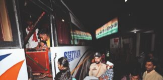 ਜੰਮੂ ਬੱਸ ਹਾਦਸਾ : ਅੰਮ੍ਰਿਤਸਰ ਪੁੱਜੇ ਜ਼ਖਮੀ ਬੋਲੇ- ਬੱਸ 10 ਕਦਮ ਹੋਰ ਅੱਗੇ ਡਿਗ ਪੈਂਦੀ ਤਾਂ ਸਾਰਿਆਂ ਦੀਆਂ ਆਉਣੀਆਂ ਸਨ ਲਾਸ਼ਾਂ