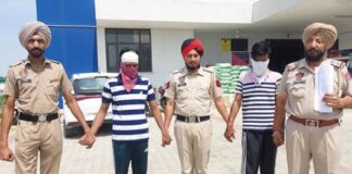 ਸਾਊਦੀ ਅਰਬ ‘ਚ ਬੈਠੇ ਨੌਜਵਾਨ ਨੇ ਪ੍ਰੇਮਿਕਾ ਦੀਆਂ ਅਸ਼ਲੀਲ ਫੋਟੋਜ਼ ਦੋਸਤਾਂ ਨੂੰ ਭੇਜੀਆਂ, ਬਲੈਕਮੇਲ ਕਰਕੇ ਲਏ ਪੈਸੇ, ਸਾਥੀ ਸਮੇਤ ਗ੍ਰਿਫਤਾਰ