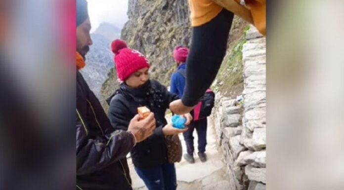 ਸ੍ਰੀ ਹੇਮਕੁੰਟ ਸਾਹਿਬ ਯਾਤਰਾ ਦੌਰਾਨ ਫਰੂਟੀ ਟਰੈਪ ‘ਚ ਇੰਝ ਫਸੀ ਸੀ ਡਾਕੂ ਹਸੀਨਾ ਮੋਨਾ