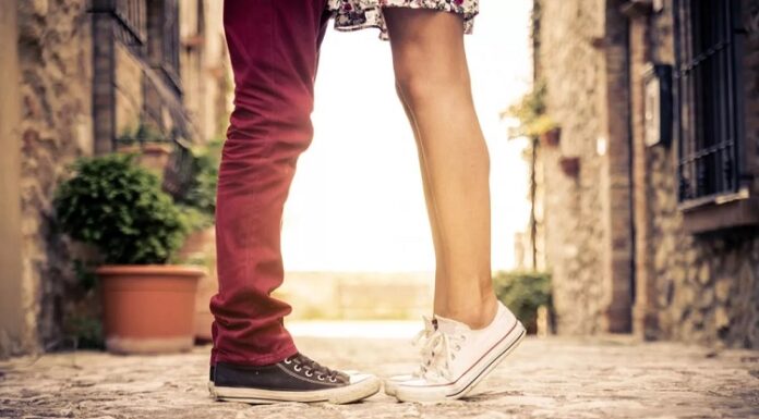 ਹਾਈਕੋਰਟ ਦਾ ਵੱਡਾ ਫੈਸਲਾ : ਨਾਬਾਲਿਗ ਮੁੰਡੇ ‘ਤੇ ਦਰਜ POCSO ਦਾ ਪਰਚਾ ਕੀਤਾ ਰੱਦ, ਕਿਹਾ- 16 ਸਾਲ ਦਾ ਮੁੰਡਾ ਹੋਵੇ ਜਾਂ ਕੁੜੀ, ਦੋਵਾਂ ਨੂੰ ਹੁੰਦੀ ਹੈ ਸੈਕਸ ਦੀ ਸਮਝ