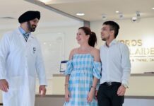 गर्भाशय में स्थित स्पाइना बिफिडा डिफेक्ट को रिपेयर करने वाले भारतीय मूल के पहले डॉक्टर बने यूएई में रहने वाले फीटल मेडिसिन एक्सपर्ट
