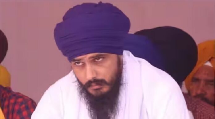 ਅੰਮ੍ਰਿਤਪਾਲ ਸਿੰਘ ਖ਼ਿਲਾਫ਼ ਅੰਮ੍ਰਿਤਸਰ ਪੁਲਿਸ ਨੇ ਅਦਾਲਤ ‘ਚ ਕੀਤਾ ਚਲਾਨ ਪੇਸ਼, ਪੜ੍ਹੋ ਪੂਰਾ ਮਾਮਲਾ