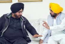 ਨਵਜੋਤ ਸਿੱਧੂ ‘ਤੇ CM ਮਾਨ ਨੇ ਕੱਸਿਆ ਤੰਜ, ਕਿਹਾ- ਤੁਹਾਡੇ ਫਾਦਰ ਸਾਬ੍ਹ ਵੀ ਵਿਆਹ ਵਾਲਾ ਬਦਲਾਅ ਨਾ ਲਿਆਉਂਦੇ ਤਾਂ ਤੁਸੀਂ ਵੀ ਨੀ ਹੋਣਾ ਸੀ