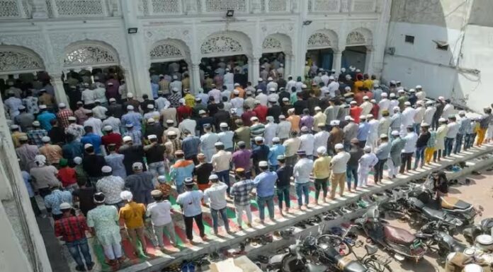 ਜਲੰਧਰ : ਈਦ-ਉਲ-ਅਜ਼ਹਾ ਦੀ ਨਮਾਜ਼ ਦਾ ਟਾਇਮ ਟੇਬਲ ਜਾਰੀ, ਦੇਖੋ ਕਿੱਥੇ ਕਿੰਨੇ ਵਜੇ ਪੜ੍ਹੀ ਜਾਵੇਗੀ ਨਮਾਜ਼