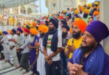 ਆਪ੍ਰੇਸ਼ਨ ਬਲੂ ਸਟਾਰ ਦੀ 39ਵੀਂ ਬਰਸੀ : ਸ੍ਰੀ ਦਰਬਾਰ ਸਾਹਿਬ ‘ਚ ਸਵੇਰ ਤੋਂ ਜੁਟੀ ਸੰਗਤ, ਸ਼ਹਿਰ ਦੇ ਚੱਪੇ-ਚੱਪੇ ‘ਤੇ ਪੁਲਿਸ ਤਾਇਨਾਤ