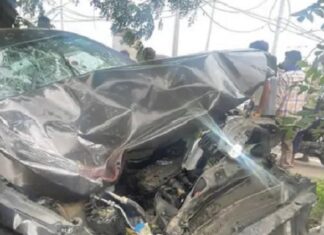 ਮੋਗਾ : ਮੱਥਾ ਟੇਕ ਕੇ ਆ ਰਹੇ ਬਾਈਕ ਸਵਾਰਾਂ ਨੂੰ ਕਾਰ ਨੇ ਮਾਰੀ ਟੱਕਰ, ਇਕੋ ਪਰਿਵਾਰ ਦੇ 3 ਜੀਆਂ ਦੀ ਮੌਤ