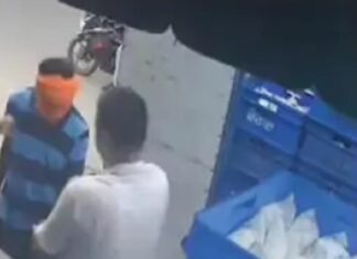 ਅੰਮ੍ਰਿਤਸਰ : ਆਪ ਵਿਧਾਇਕ ਦੇ ਘਰ ਨੇੜੇ ਵਾਰਦਾਤ; ਲੁਟੇਰਿਆਂ ਨੇ ਦੁੱਧ ਸਪਲਾਇਰ ਦੀ ਮੁੰਦਰੀ ਤੇ ਸੋਨੇ ਦੀ ਵਾਲ਼ੀ ਲੁਹਾਈ