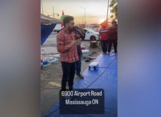 ਜਲੰਧਰ ਦੇ ਟਰੈਵਲ ਏਜੰਟ ਕਾਰਨ ਕੈਨੇਡਾ ‘ਚੋਂ ਡਿਪੋਰਟ ਹੋਣ ਕੰਢੇ ਖੜ੍ਹੇ ਵਿਦਿਆਰਥੀਆਂ ਵੱਲੋਂ ਪ੍ਰਦਰਸ਼ਨ, ਸਟੂਡੈਂਟਸ ਦੇ ਹੱਕ ‘ਚ ਅੱਗੇ ਆਏ ਪੰਜਾਬੀ ਸਿੰਗਰ