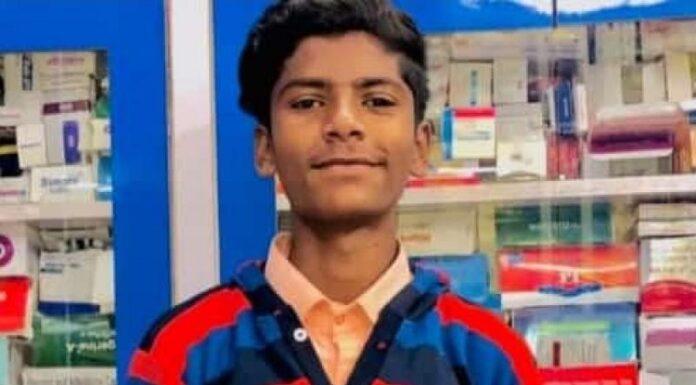 ਤਰਨਤਾਰਨ : 2 ਭੈਣਾਂ ਦੇ ਇਕਲੌਤੇ ਭਰਾ ਨੂੰ ਕਾਰ ਨੇ ਕੁਚਲਿਆ, ਮਾਪਿਆਂ ਦੀ ਪਹਿਲਾਂ ਹੀ ਹੋ ਚੁੱਕੀ ਹੈ ਮੌਤ