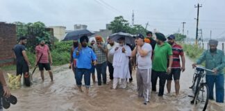 ਕੈਬਨਿਟ ਮੰਤਰੀ ਜੌੜਾਮਾਜਰਾ ਨੇ ਘੱਗਰ ਸਮੇਤ ਭਾਰੀ ਮੀਂਹ ਕਰਕੇ ਪ੍ਰਭਾਵਿਤ ਹੋਏ ਪਿੰਡਾਂ ਦਾ ਲਿਆ ਜਾਇਜ਼ਾ