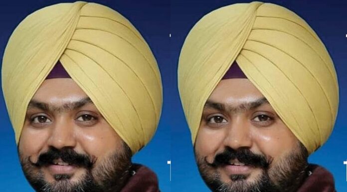 ਖੰਨਾ ‘ਚ ਕਾਂਗਰਸੀ ਆਗੂ ‘ਤੇ ਕਬੂਤਰਬਾਜ਼ੀ ਦਾ ਪਰਚਾ : ਜੋੜੇ ਨੂੰ ਇੰਗਲੈਂਡ ਭੇਜਣ ਦੇ ਨਾਂ ‘ਤੇ ਮੰਗੇ 8.5 ਲੱਖ; 1 ਲੱਖ ਐਡਵਾਂਸ ਲੈ ਕੇ ਮੁੱਕਰਿਆ