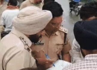 ਫਿਲੌਰ : ਫਿਲਮੀ ਸਟਾਈਲ ‘ਚ ਟੋਲ ਪਲਾਜ਼ਾ ਦੇ ਮੈਨੇਜਰ ਤੋਂ ਲੁੱਟੇ 23.30 ਲੱਖ, ਇਲਾਕੇ ‘ਚ ਹਾਈ ਅਲਰਟ