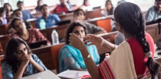 UGC ਨੇ ਕੀਤਾ ਵੱਡਾ ਬਦਲਾਅ, ਹੁਣ ਸਹਾਇਕ ਪ੍ਰੋਫੈਸਰ ਬਣਨ ਲਈ PHD ਜ਼ਰੂਰੀ ਨਹੀਂ