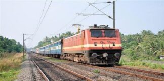 ਪੰਜਾਬ ‘ਚ ਮੀਂਹ ਦੇ ਚੱਲਦਿਆਂ 17 ਟਰੇਨਾਂ ਰੱਦ, 3 ਦੇ ਬਦਲੇ ਰੂਟ, ਪੜ੍ਹੋ ਪੂਰੀ ਖਬਰ