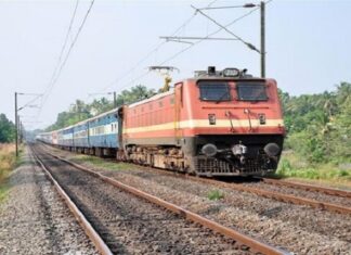 ਪੰਜਾਬ ‘ਚ ਮੀਂਹ ਦੇ ਚੱਲਦਿਆਂ 17 ਟਰੇਨਾਂ ਰੱਦ, 3 ਦੇ ਬਦਲੇ ਰੂਟ, ਪੜ੍ਹੋ ਪੂਰੀ ਖਬਰ