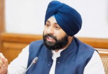 ਸਿੱਖਿਆ ਮੰਤਰੀ ਬੈਂਸ ਦਾ ਐਕਸ਼ਨ, ਦਾਖਲਾ ਨਾ ਵਧਾ ਸਕਣ ਵਾਲੇ 6 ਸਕੂਲਾਂ ਨੂੰ ਨੋਟਿਸ